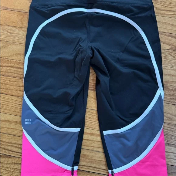 VSX Capri Legging - Picture 2 of 4